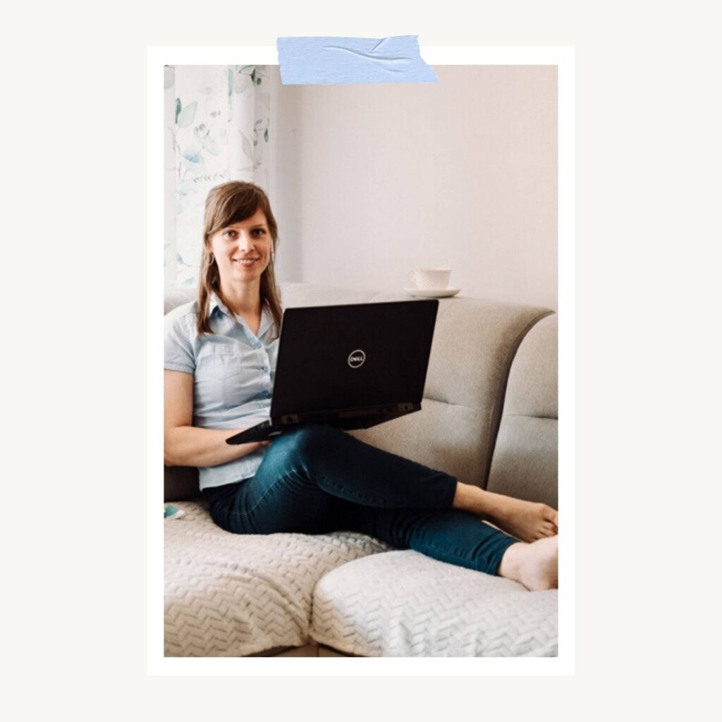 laptop strona interentowa 001